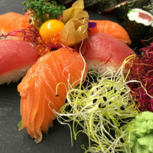 cropped-moto-sushi-4.jpg